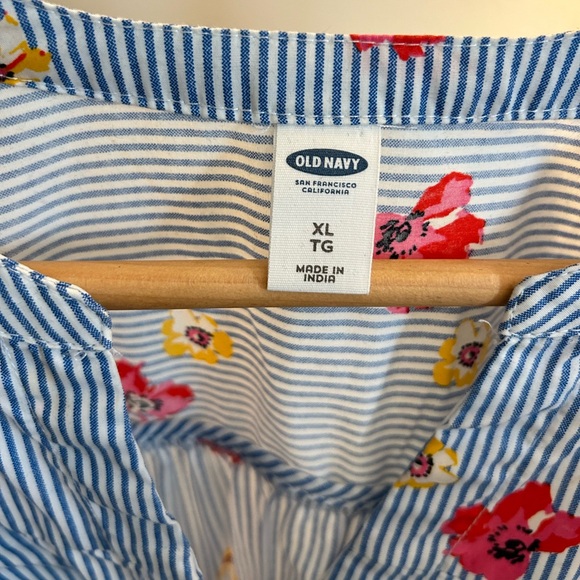 Cotton stripped mini dress with buttons - Picture 3 of 6